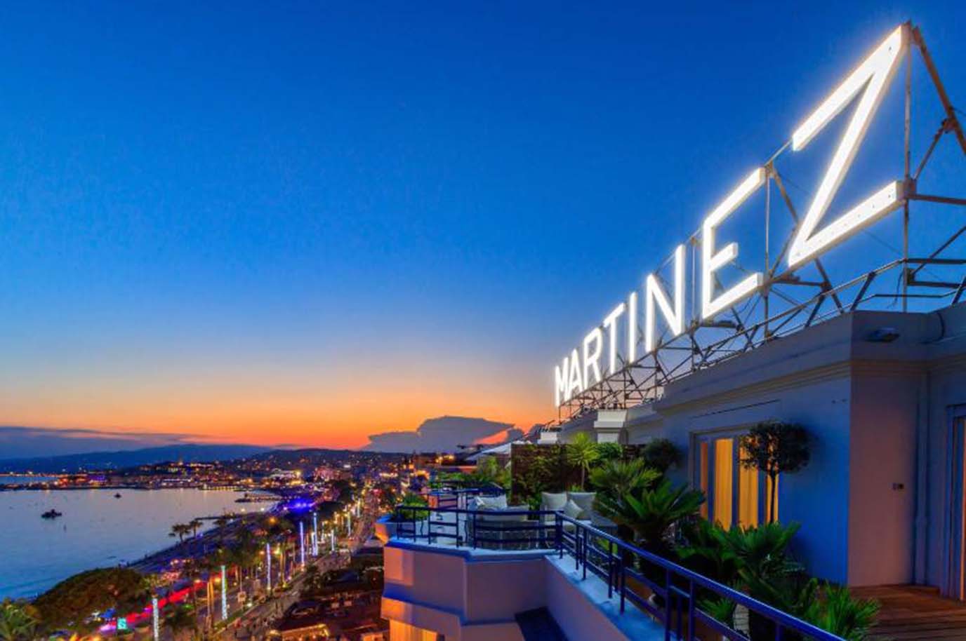 Explorer l’Opulence : Guide du Connaisseur pour Quatre Hôtels Luxueux à Cannes, France